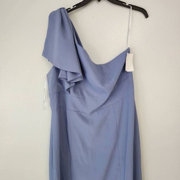 AFTER SIX Bowed One-Shoulder Trumpet Gown - Picture 4 of 9